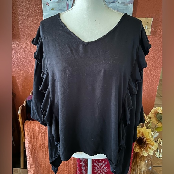 Andrée By Unit Blouse Ruffle Accents Black Size 1X - Picture 2 of 6